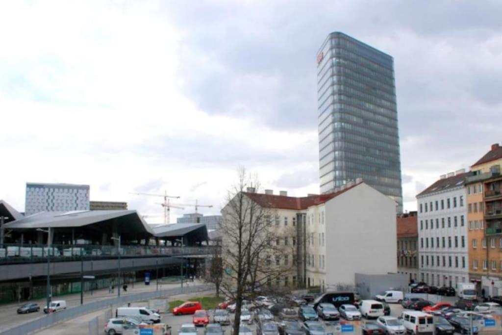Nr 1 Apartment With 2 Balconies 3 Bedrooms Near Main Train Station Wenen Buitenkant foto