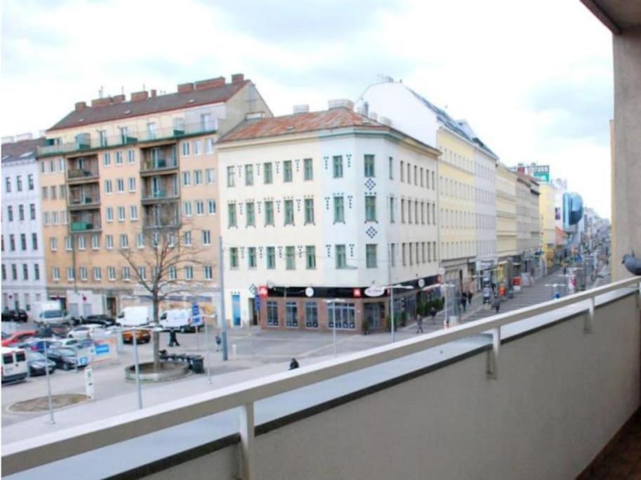 Nr 1 Apartment With 2 Balconies 3 Bedrooms Near Main Train Station Wenen Buitenkant foto